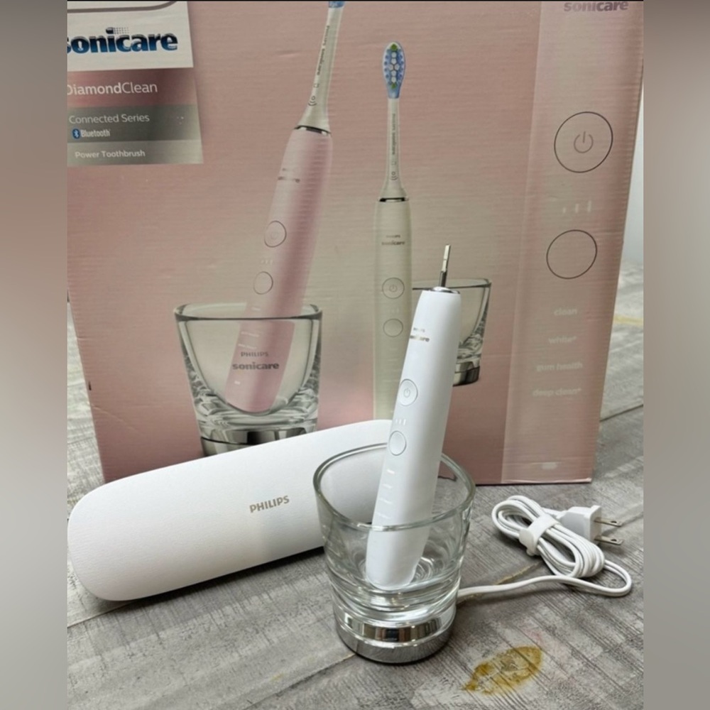 Philips Sonicare DiamondClean Rechargeable Battery Powered Toothbrush White